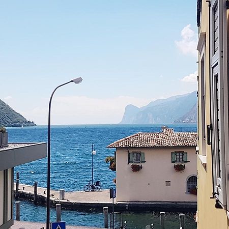 Casa Sandra Bertolini Appartamenti Torbole Sul Garda Exterior photo